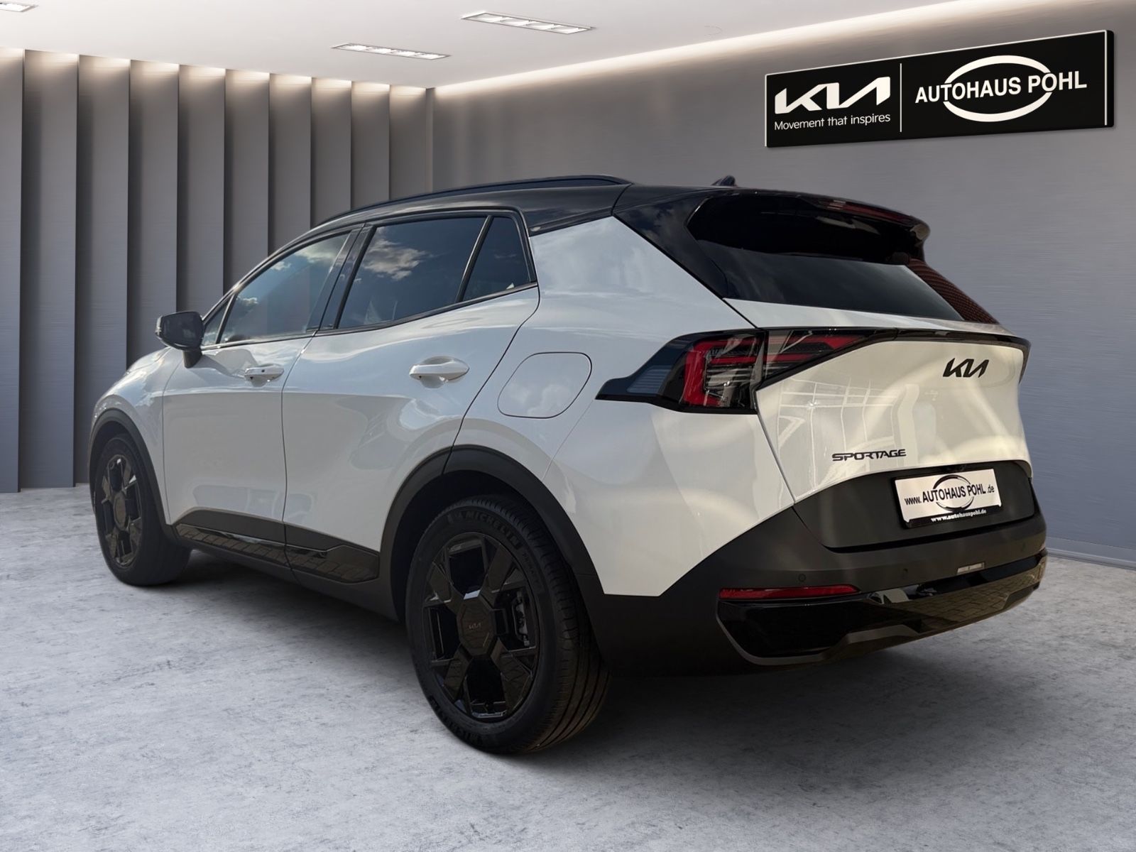 Fahrzeugabbildung Kia SPORTAGE 1.6T 2WD DCT BLACK ED SD DRIVE