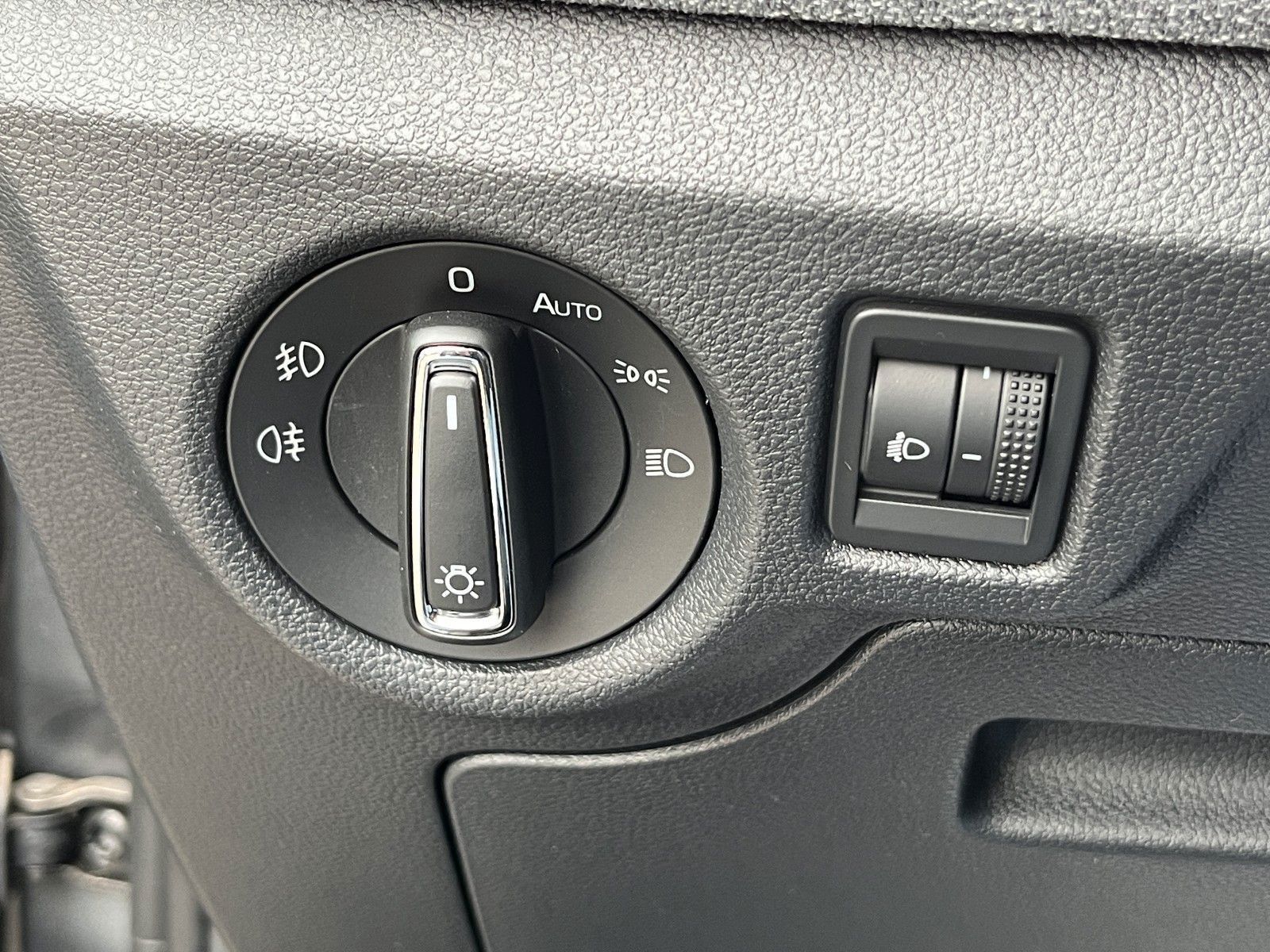 Fahrzeugabbildung SKODA Kamiq DSG*Kamera*PDC*ViCo*Smartlink*