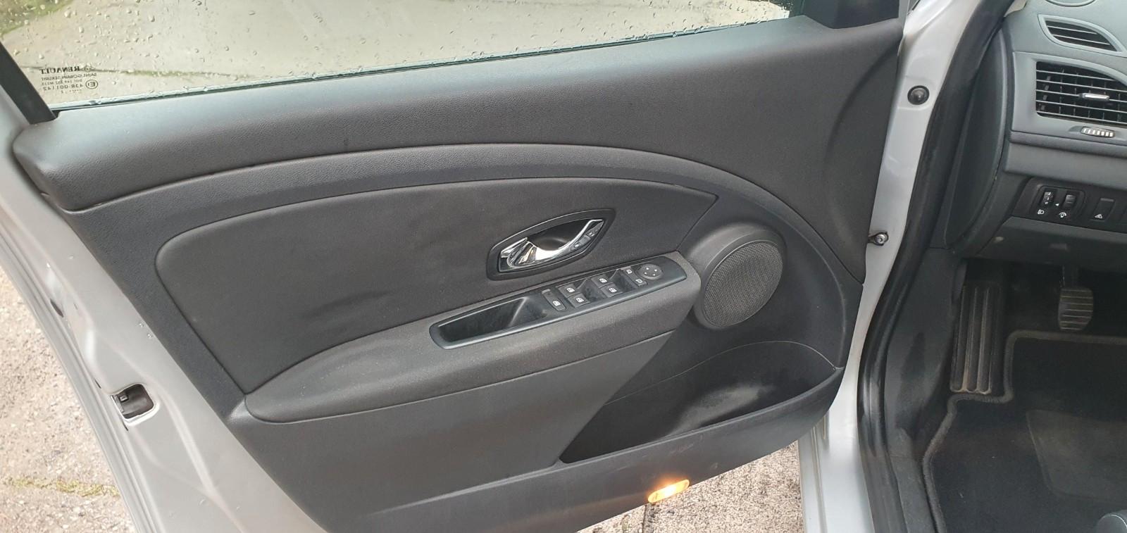 Renault Megane 2012 — photo 5