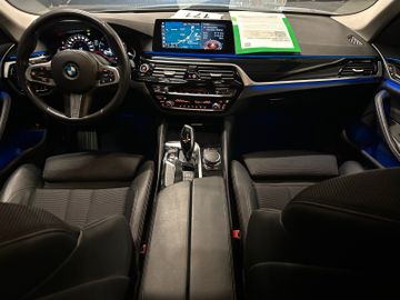 BMW 520 - 12