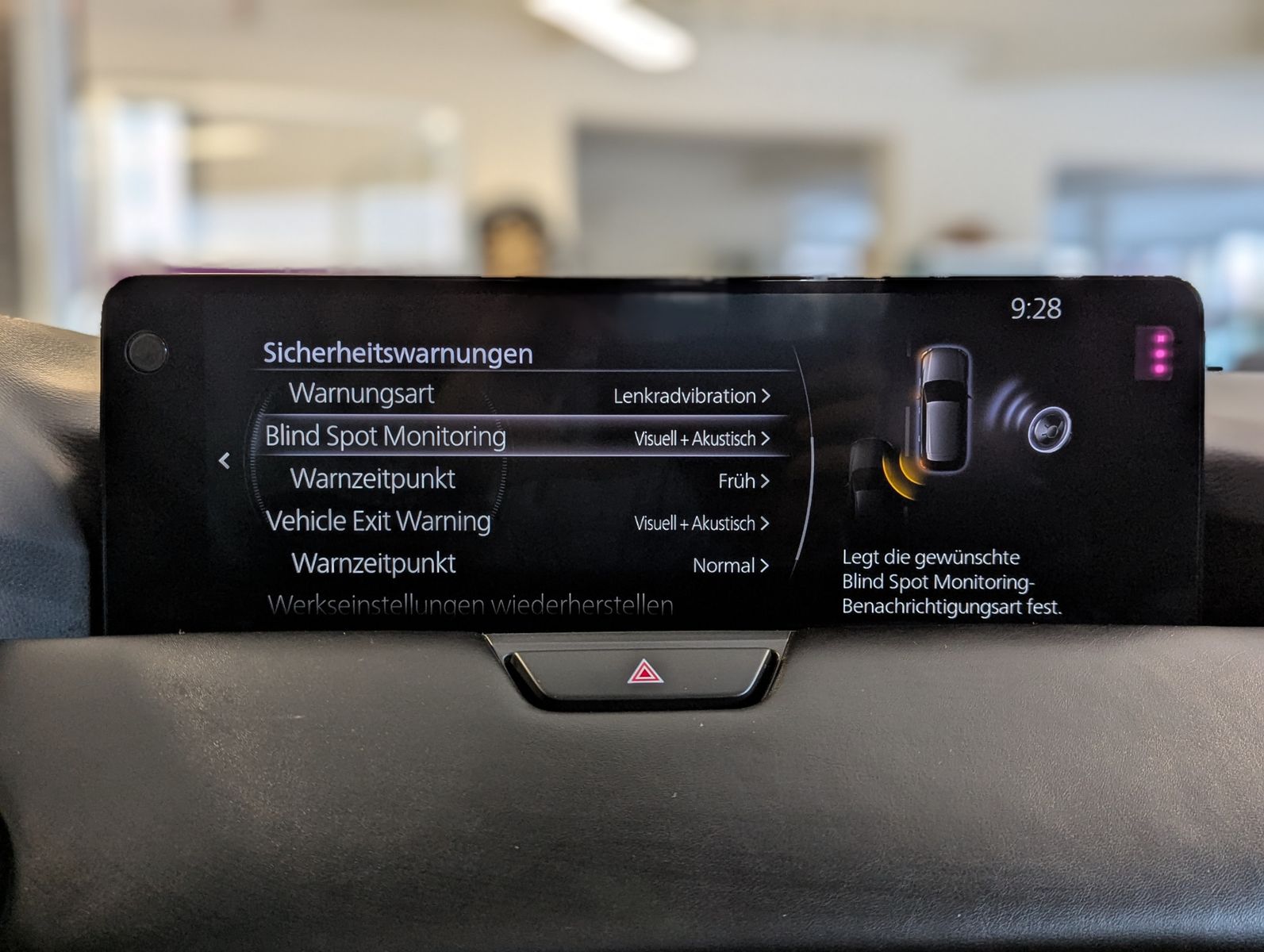 Fahrzeugabbildung Mazda CX-80 3.3L E-SKYACTIV D 254 HOMURA+ 7-Sitze Pano