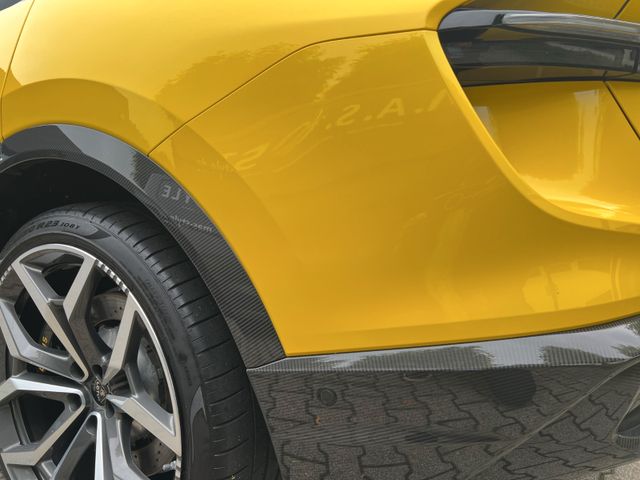 Fahrzeugabbildung Lotus Eletre R KEF Komfortsitze Carbon