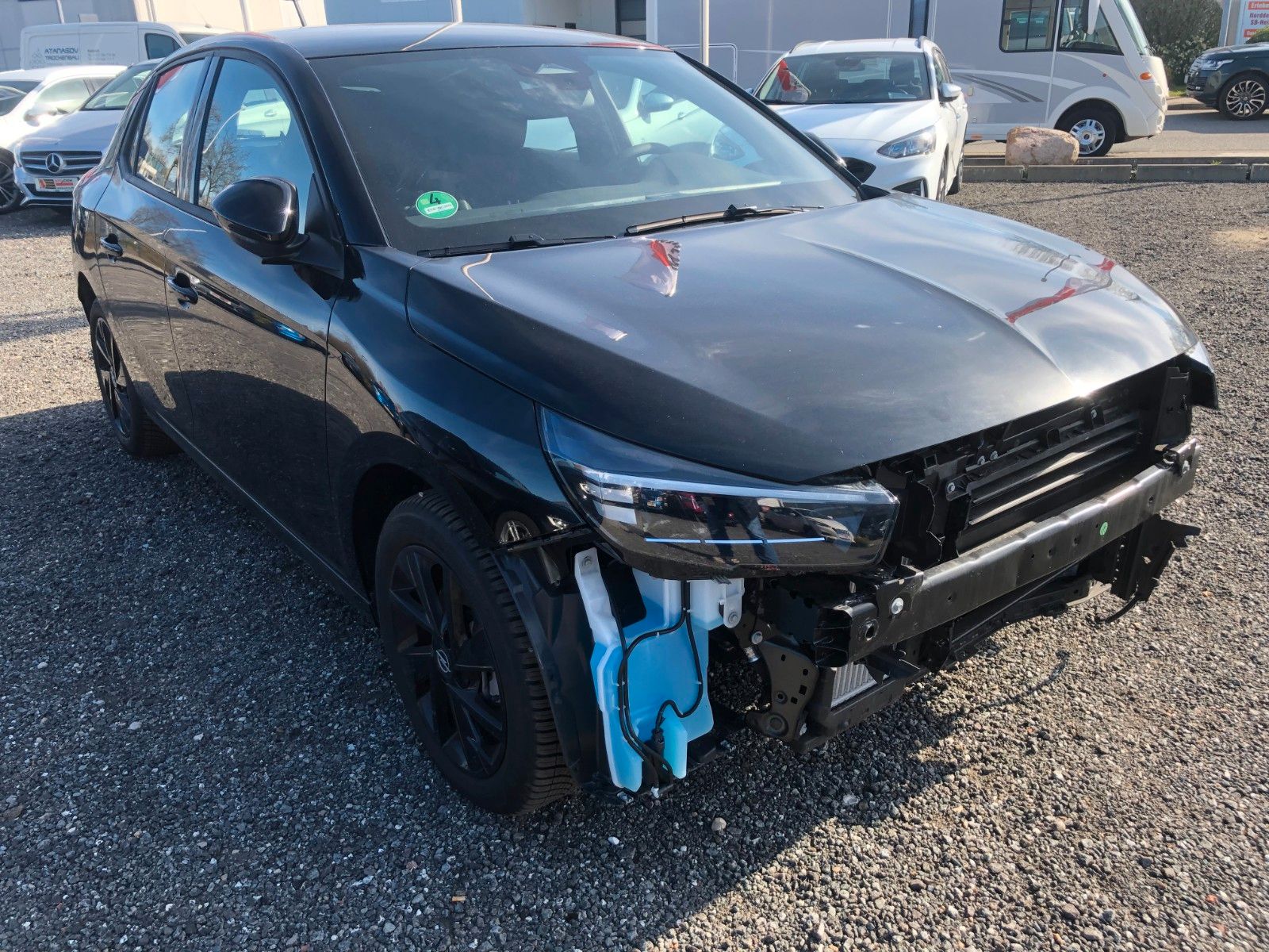 Fahrzeugabbildung Opel Corsa F GS Unfallschaden