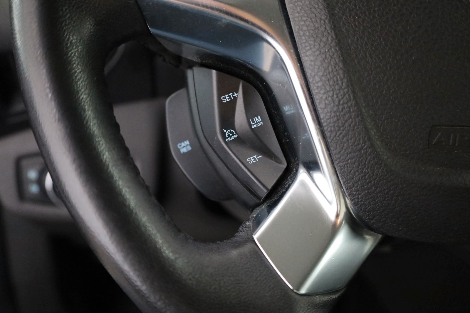Fahrzeugabbildung Ford Grand Tourneo Connect Trend 7 Sitzer,SH,PDC,AHK