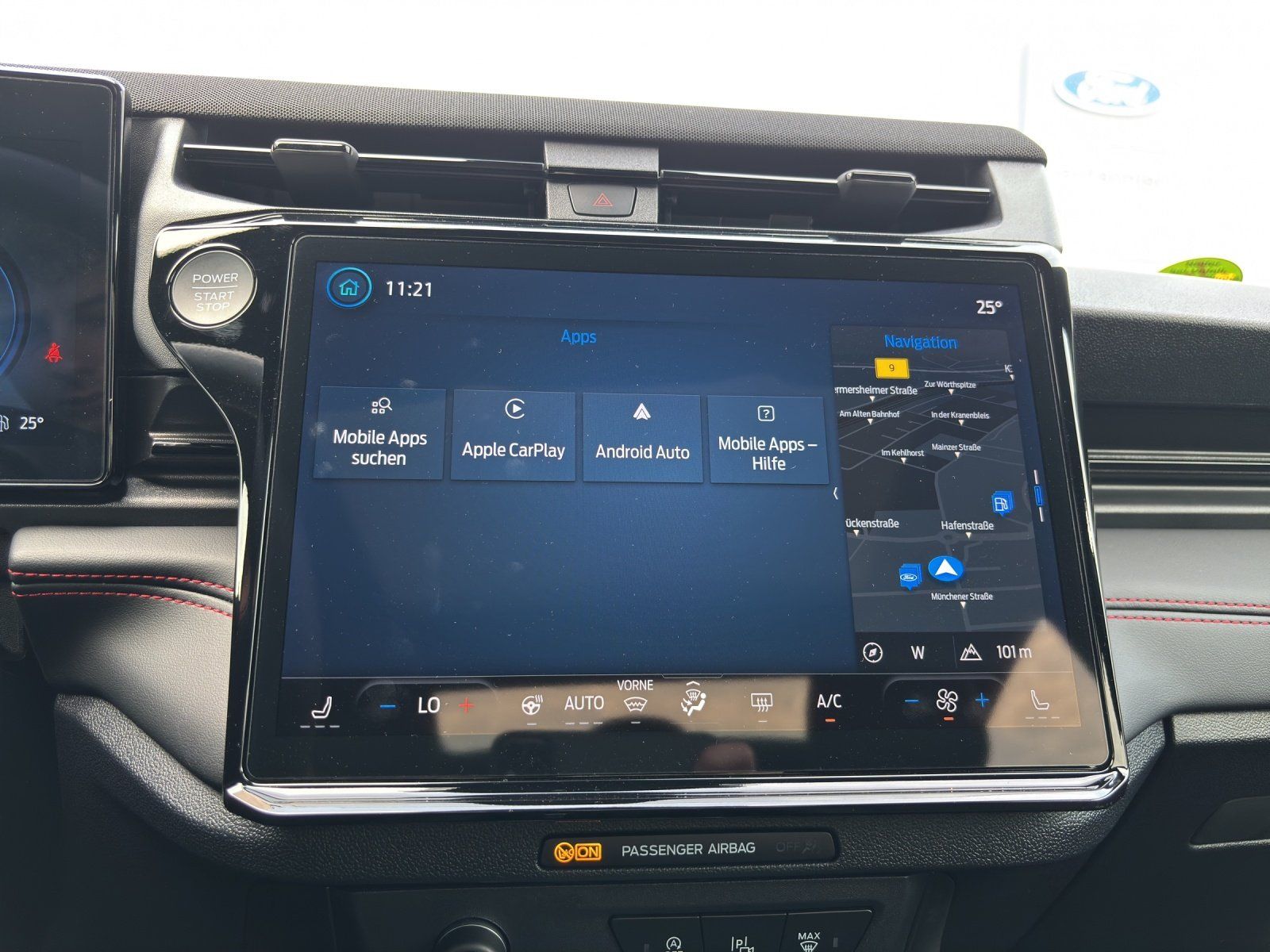 Fahrzeugabbildung Ford Puma ST-Line X Automatik 155PS Winter P. LM 19Z