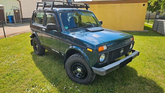 Lada Niva / HU bis Juli 2026 / gepflegt