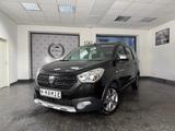 Dacia LODGY STEPWAY PLUS NAVI SZH PDC KAM KLIMA - Dacia Lodgy: Stepway Plus