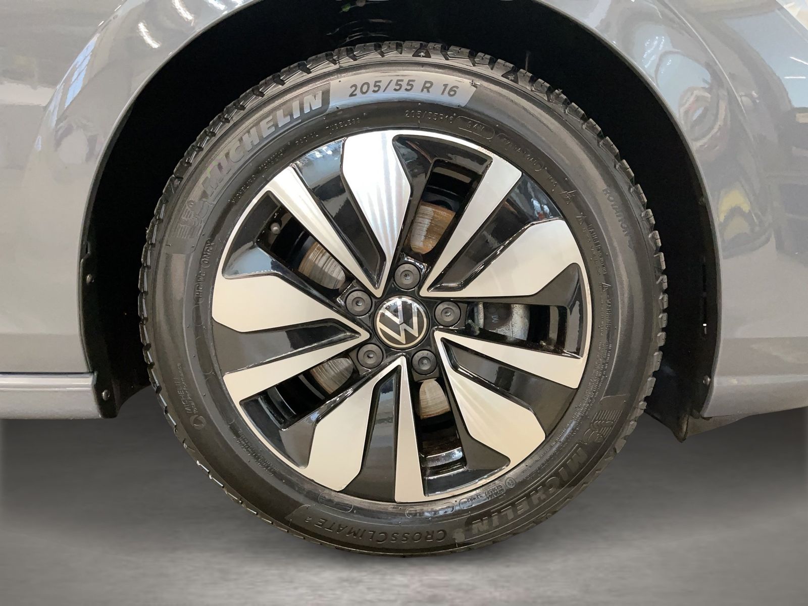 Volkswagen Golf - Bild 6