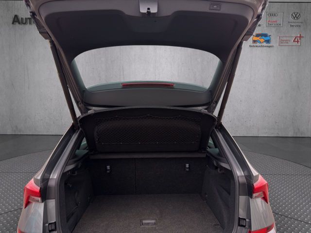 Kamiq Monte Carlo 1.5 TSI DSG Bluetooth LED