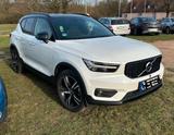 Volvo XC40 D4 AWD R Design Geartronic R Design - Volvo XC40 Gebrauchtwagen in Frankfurt