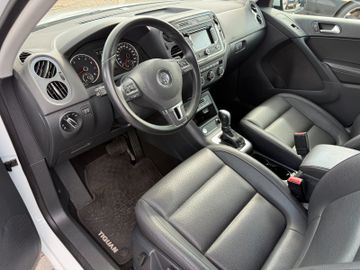 Volkswagen Tiguan - 12