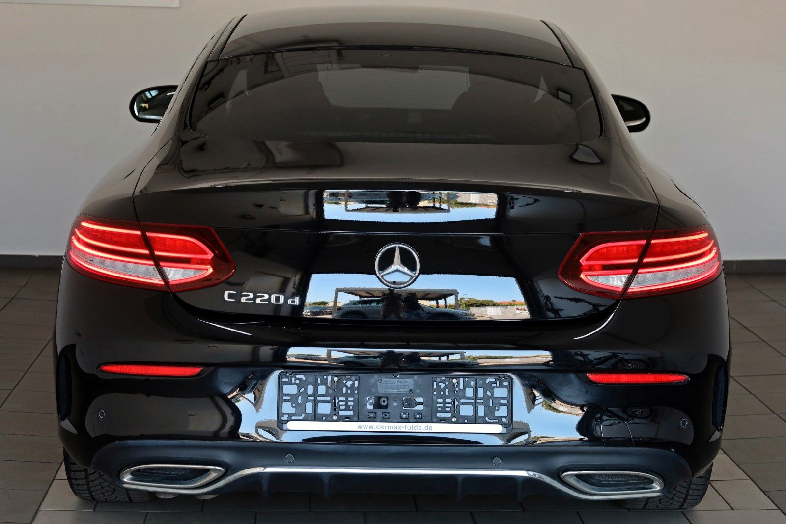 Fahrzeugabbildung Mercedes-Benz C 220d Coupe AMG Line T.Leder,Navi,LED,Kamera,SH