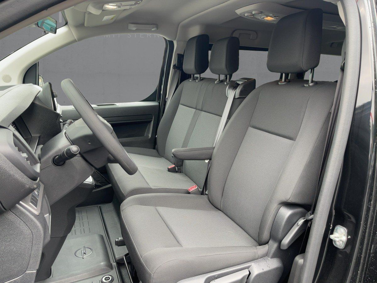 Fahrzeugabbildung Opel Vivaro Kombi Navi/Kamera/Klima/9-Sitzer