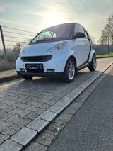 Smart ForTwo coupé 0.8 cdi white limited white limited - Smart ForTwo mit Diesel-Antrieb: Sportwagen