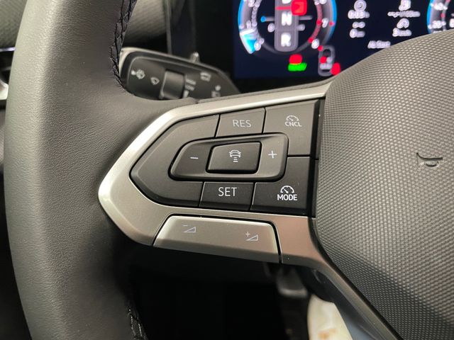 T-Roc Life 1.5 eTSI DSG LED SHZ ACC