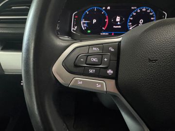 Volkswagen T6 Multivan 2.0 DSG Edition AHK StHz LED Navi