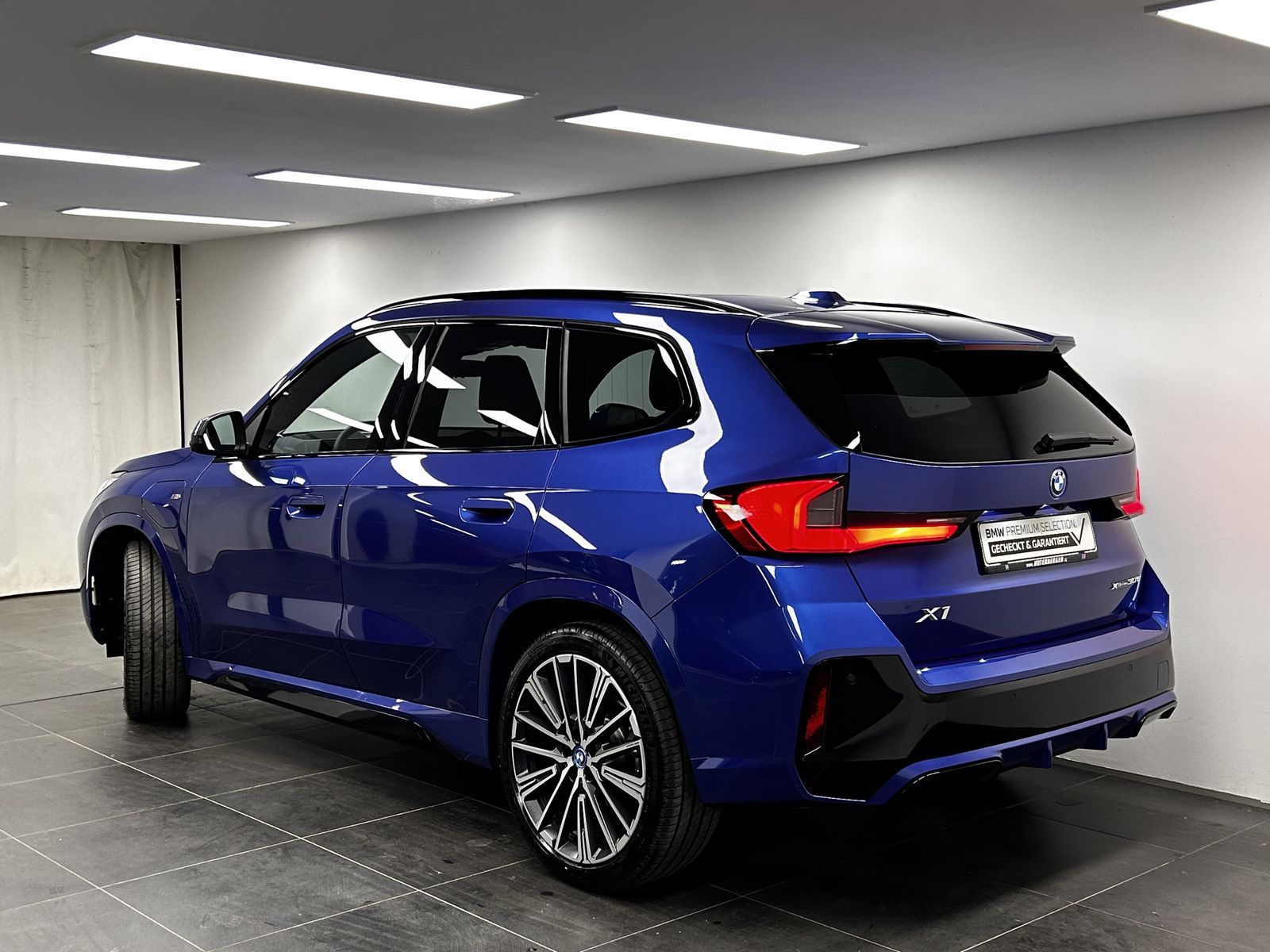 BMW X1 xDrive30e M Sportpaket Harman/Kardon Pano. AH imagem 3
