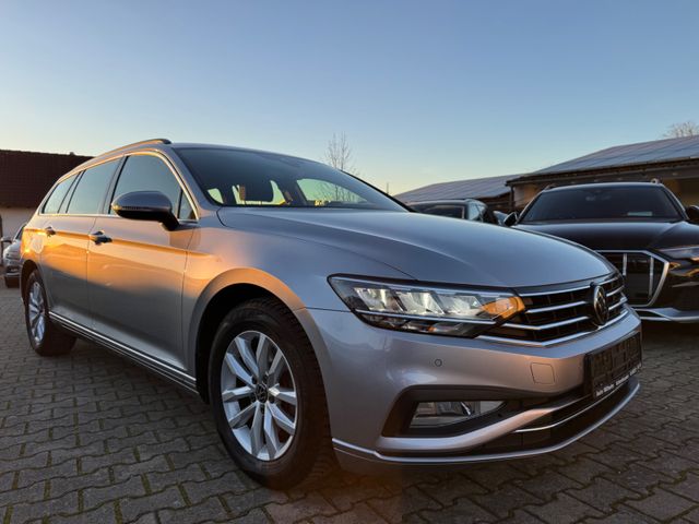 Volkswagen Passat Var Business 2.0TDI AHK Kamera TravelAss