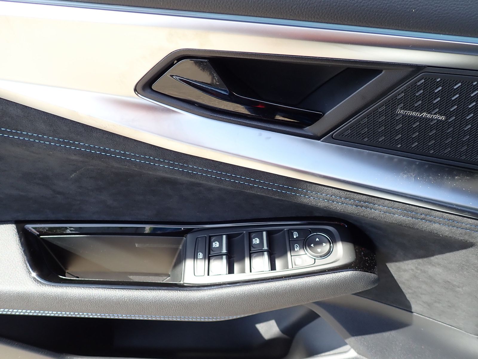 Fahrzeugabbildung Renault Austral Esprit Alpine Mild Hybrid 160 Automatik
