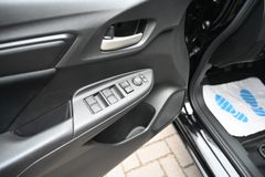HONDA Jazz 1.3 i-VTEC 1.Hd. Sitzheiz. AHK Bluetooth