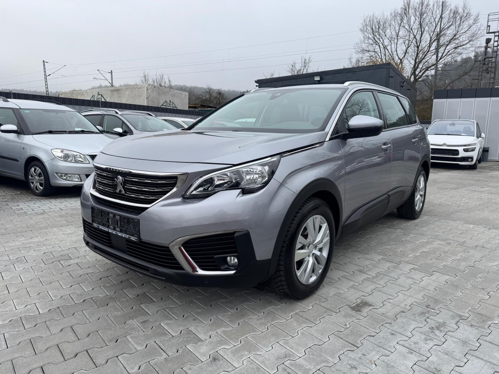 Peugeot 5008 Active 1.2 96 kW Business / 7 Sitzer / Navi