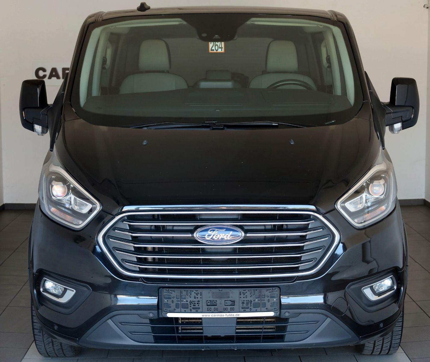 Fahrzeugabbildung Ford Tourneo Custom TITANIUM X 8 Si,Leder,Navi,Xenon