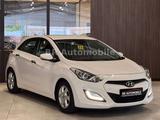 Hyundai i30 Classic*SR/WR*Kamera*Navi*AHK*SHZ*Tüv 10/202 - gebrauchte Hyundai i30 aus dem Jahr 2012