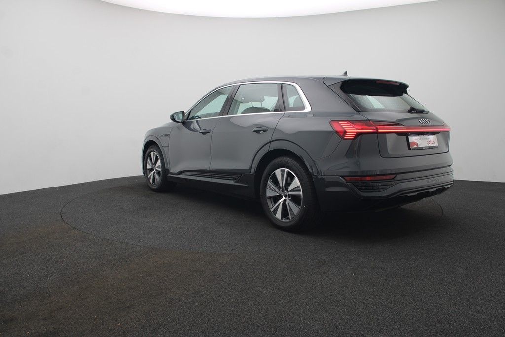Audi Q8 e-tron 50 e-tron quattro advanced LED Navi imagem 3