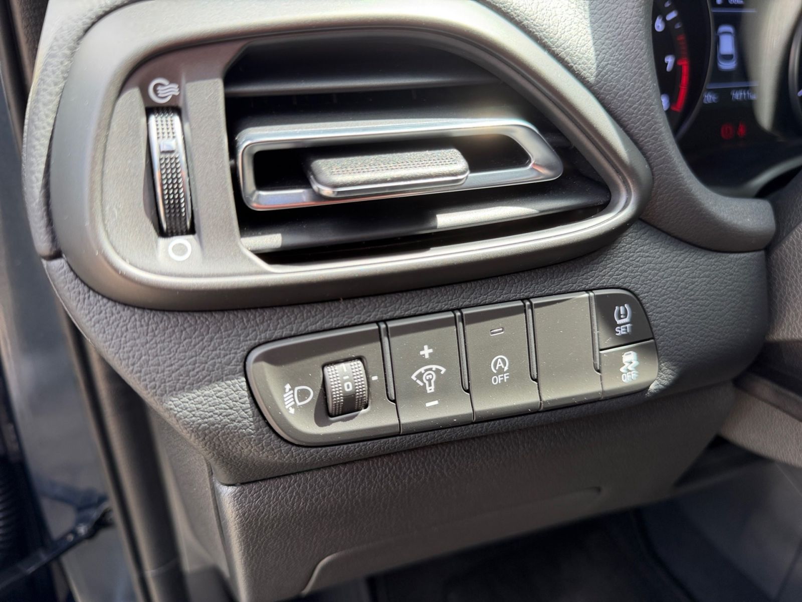 Fahrzeugabbildung Hyundai i30 1.0 T-GDI Edition 30 1Hd Sitzheizung