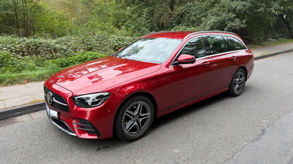Image of Mercedes-Benz E 220