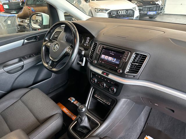 Volkswagen Sharan *Comfortline*7-Sitzer*TEMPO*NAVI*PDC*