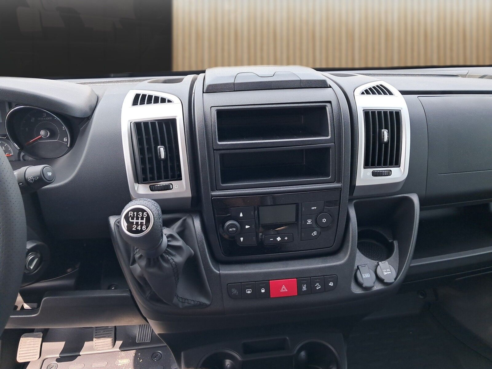 Fahrzeugabbildung Pössl Trenta 600 Citroen 140 PS 8210 geschenkt/All-In