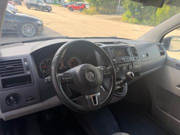 Volkswagen T5 Transporter - 12