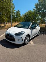 Citroën DS3 SoChic, sehr gepflegt, TÜV, Allwetter - weiße Citroën DS3