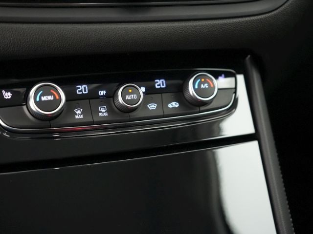 Grandland ELEGANCE PHEV AT+NAVI+RÜCKFAHRKAMERA+S