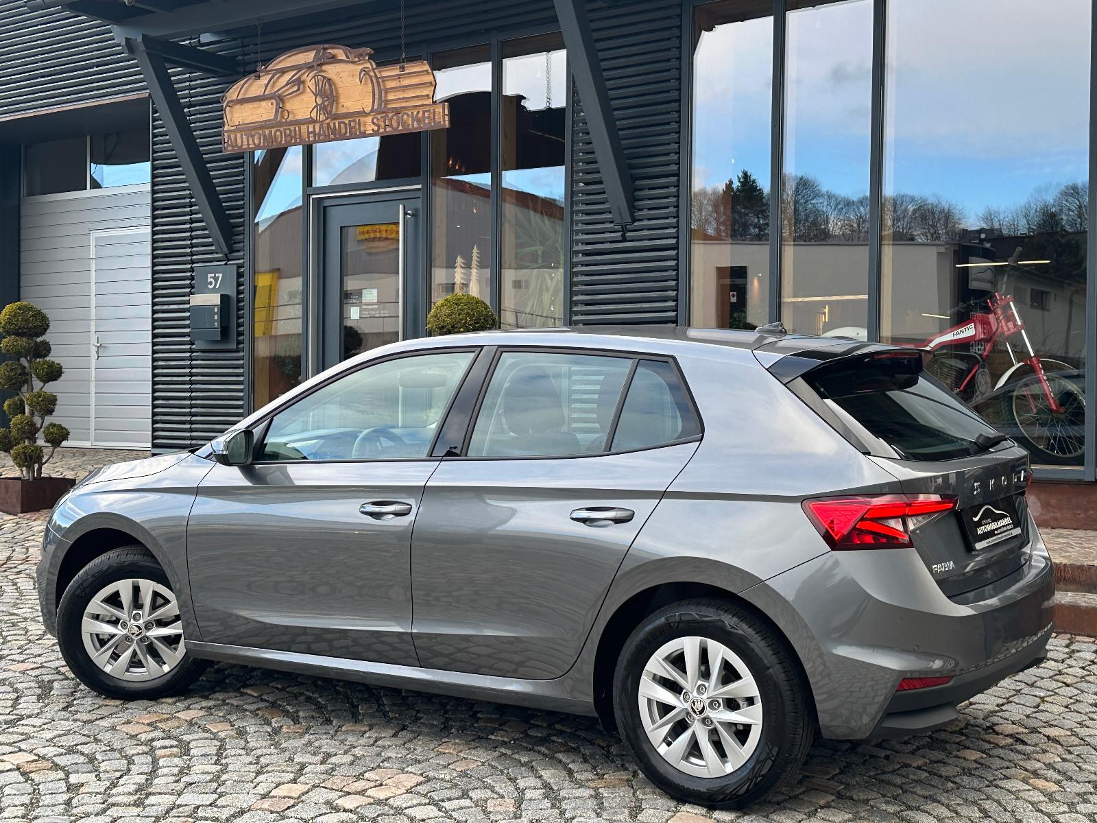 Skoda Fabia IV 1.0 TSI DSG Selection +LED+PDC+SHZG+3J+