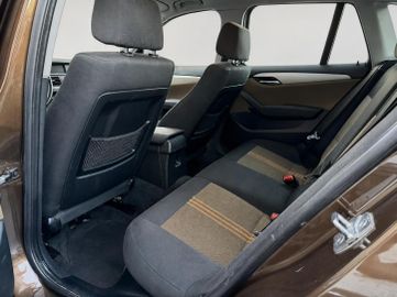 BMW X1 - 11