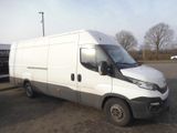Iveco Daily Kasten MAXI HKa 35 S ... V Radstand 4100 - Offers matching your search criteria