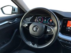 SKODA Octavia Combi 2.0TDI Style|VirtualCockpit|Matrix