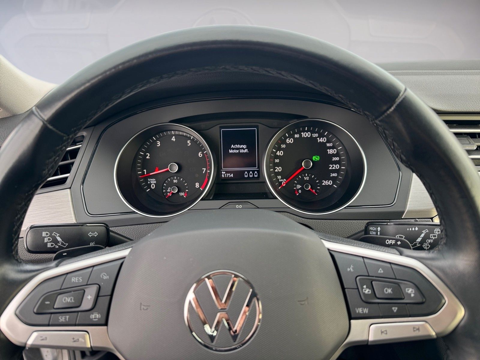 Fahrzeugabbildung Volkswagen Passat Variant Conceptline 1.5 TSI