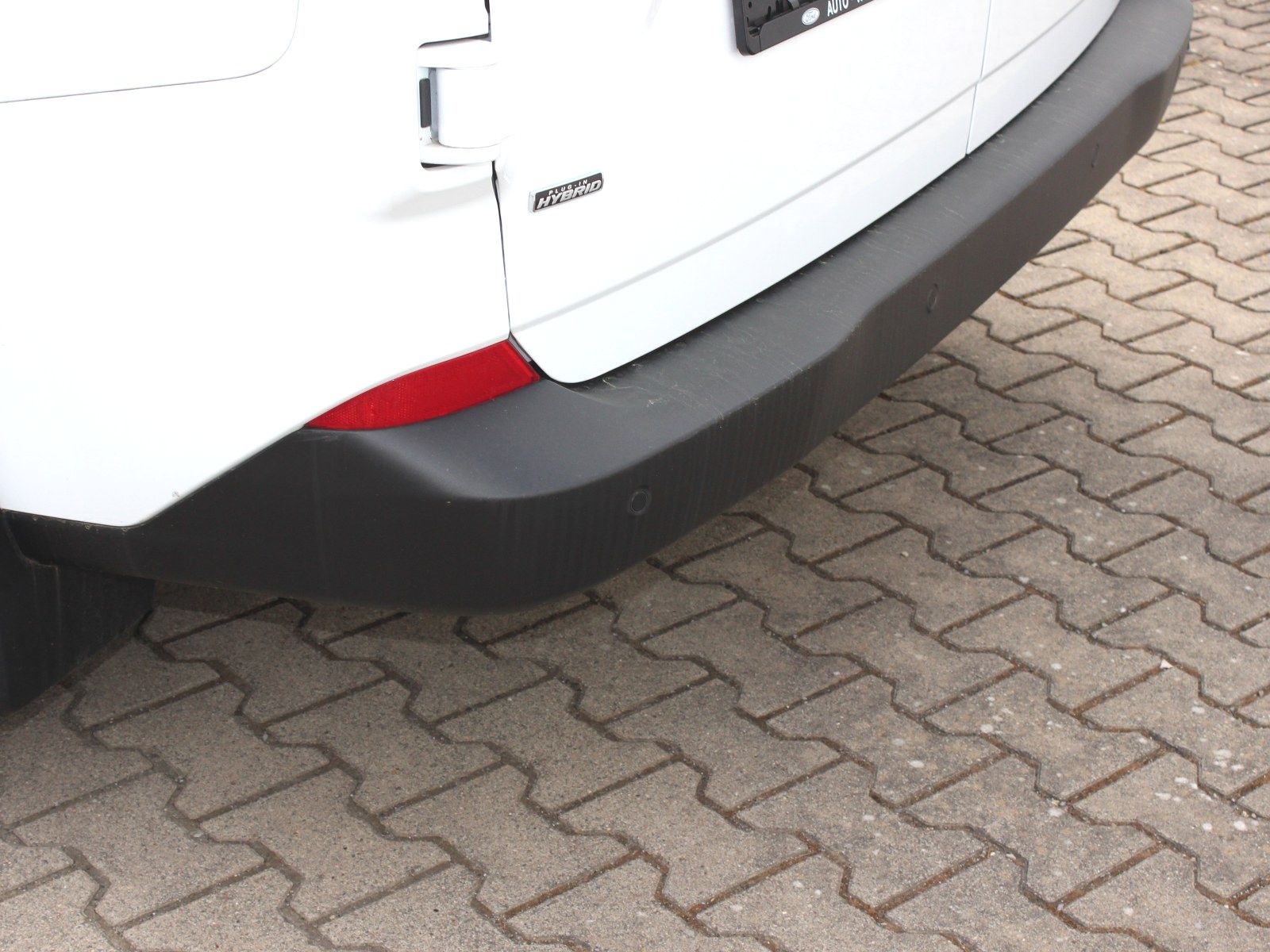 Fahrzeugabbildung Ford Transit Custom 320 L1 Trend FWD Plug-in Hybrid