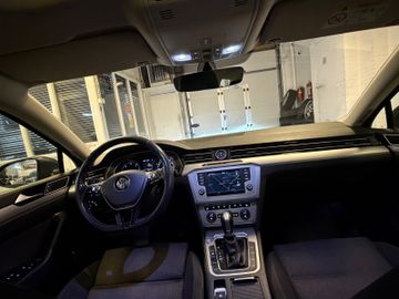 Volkswagen Passat Variant - 3