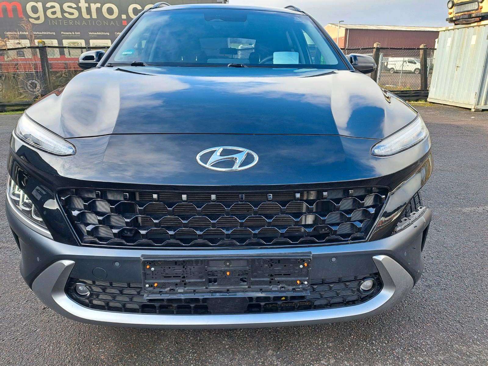 Hyundai Kona Prime 2WD/Autom/Navi/HUD/Kam/App/DAB/LM/