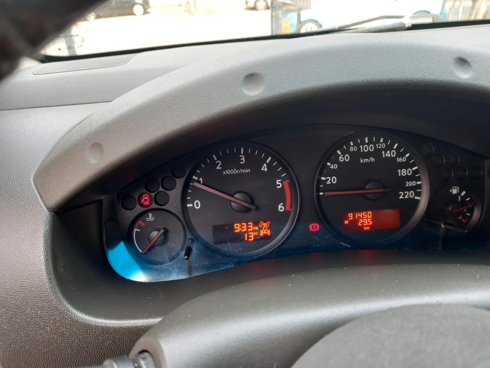 NISSAN NAVARA 92000 TKM | 190 ch | 4X4 | BVM - CLIM - TUV