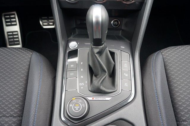 Fahrzeugabbildung Volkswagen Tiguan Allspace TDI DSG United 4M 7-Si LED AHK N