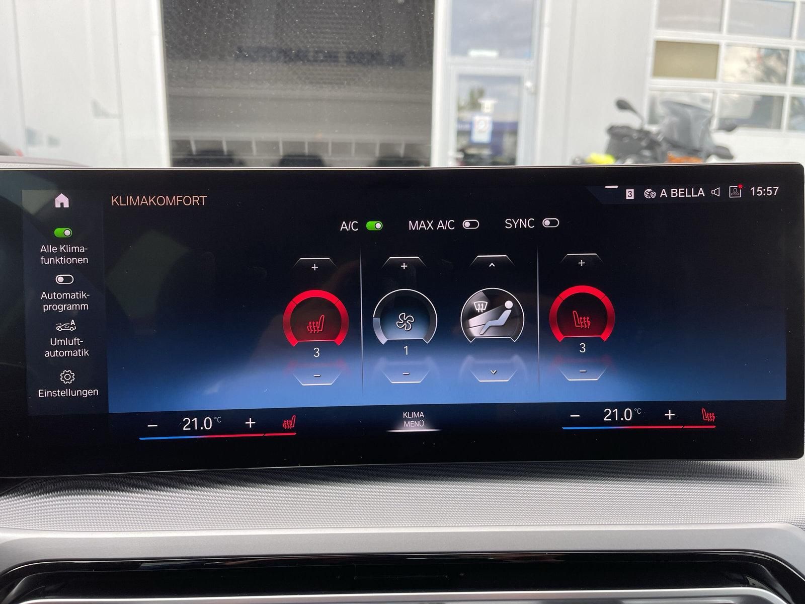 BMW 320 d Touring LED HUD NAVI Apple&Andro SHZ PDC foto 25