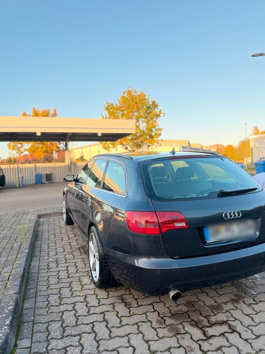 Audi A6 2008 — салон