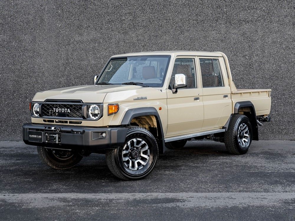 Image of Toyota Land Cruiser
