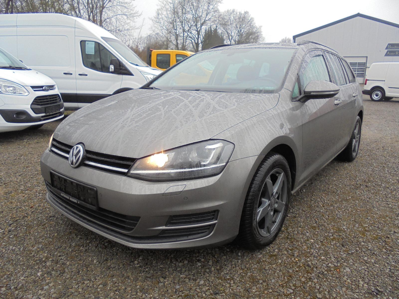 Volkswagen Golf VII 1.6 TDI BMT Variant 7 Navi Xenon AHK !