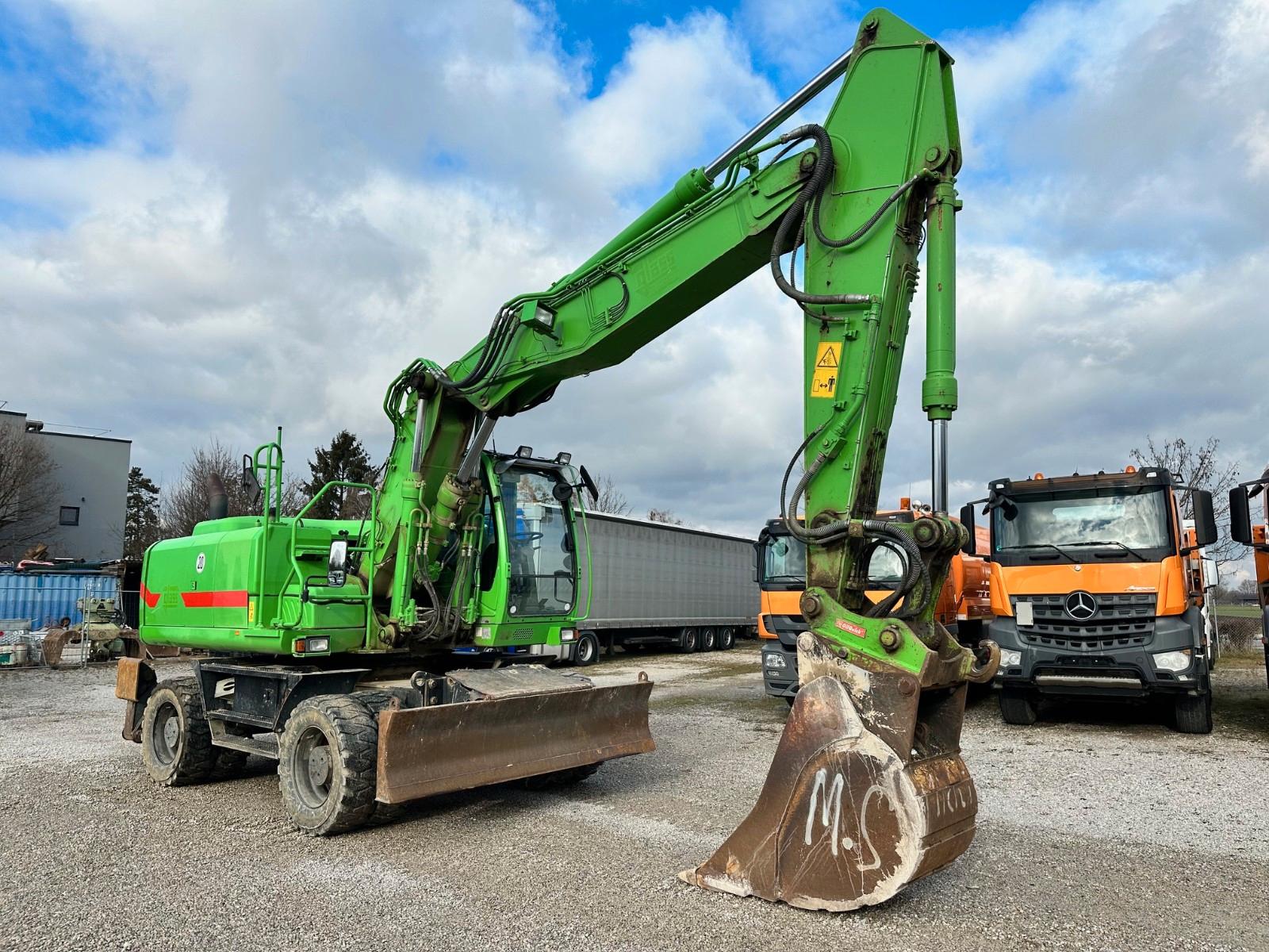 Hitachi ZX 220W-5B OQ